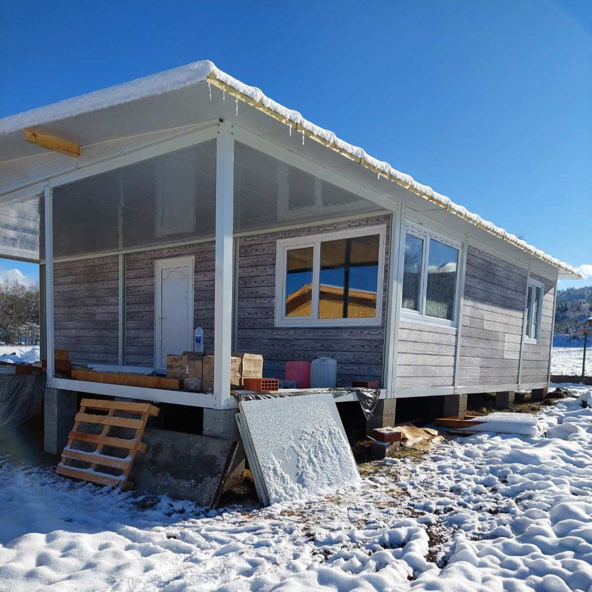 Контейнер с дървена облицовка термо-сайдинг LA-008