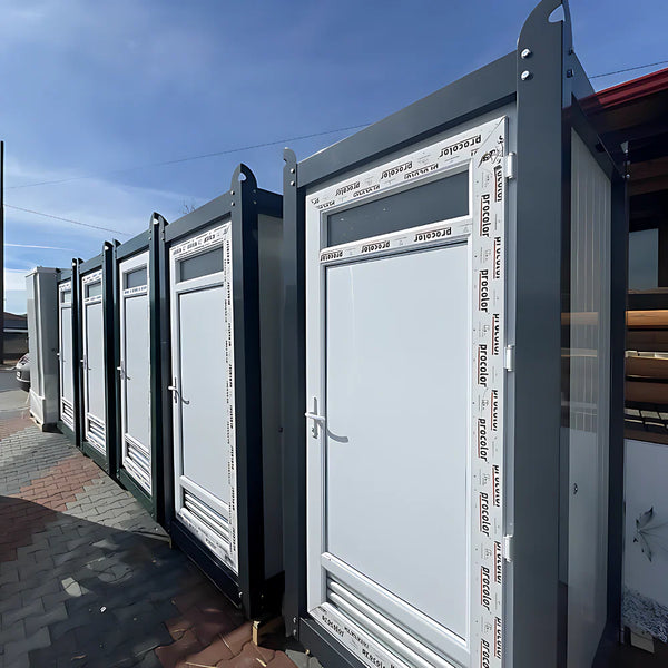 Санитарна WC кабина 110х110см